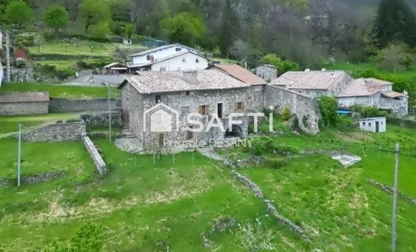 Propriété de caractère en pierre à Vals-les-Bains