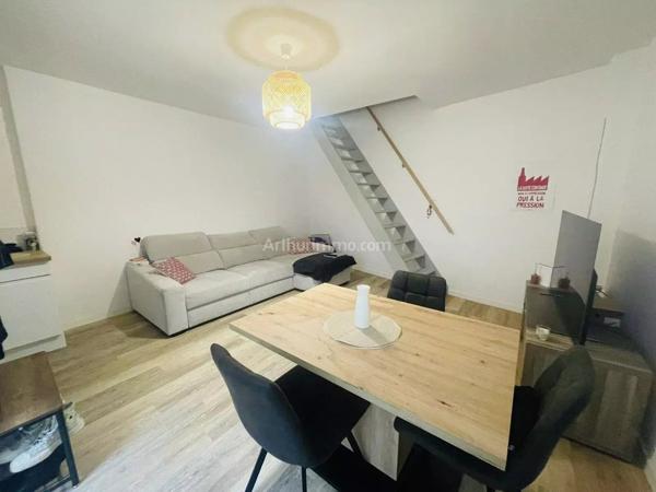 Location                                                      Appartement
                        
                     2 pièces                      38 m2                     à Lille