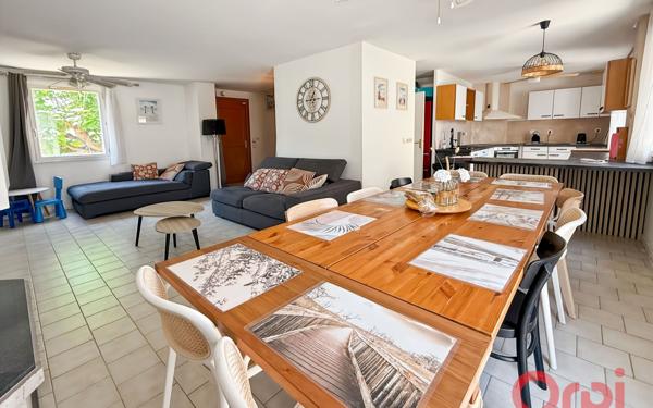 Maison à vendre    6 pièces • 122 m2 Six-Fours-les-Plages