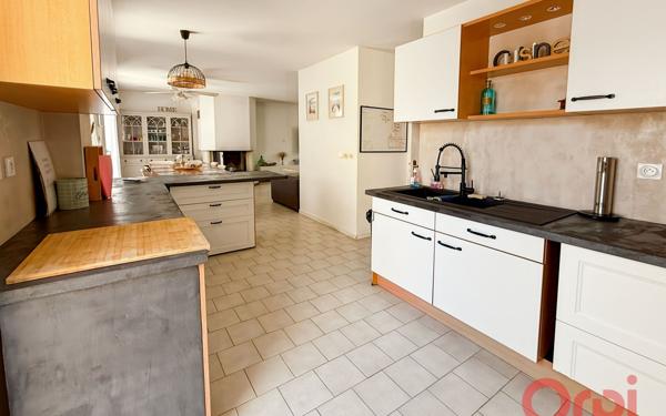 Maison à vendre    6 pièces • 122 m2 Six-Fours-les-Plages