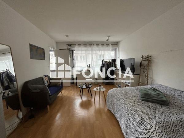 Location Studio 32.44 m² - 14 RUE DES DERVALLIERES Nantes 44000