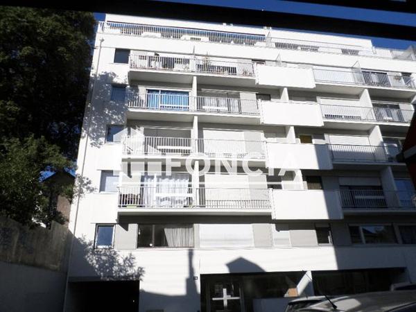 Location Studio 32.44 m² - 14 RUE DES DERVALLIERES Nantes 44000