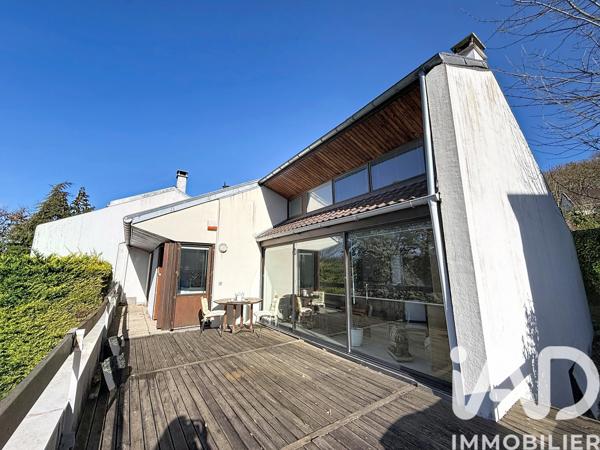 Appartement à vendre 5 pièces 150,2 m² Rueil-Malmaison