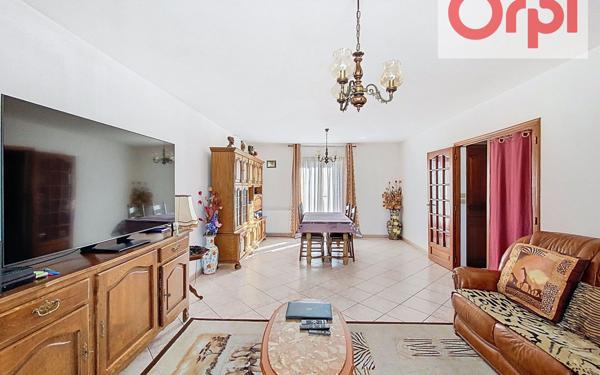 Maison à vendre    6 pièces •  Les Clayes-sous-Bois