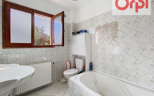 Maison à vendre    6 pièces •  Les Clayes-sous-Bois