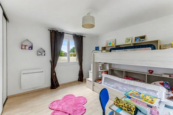 Maison à vendre 5 pièces BRUGUIERES (31)