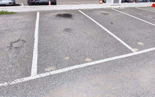 Stationnement à louer    10 m2 Cagnes-sur-Mer