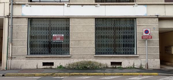 VENTE LOCAL COMMERCIAL AVEC HANGAR CENTRE VILLE MONTLUCON Montlucon