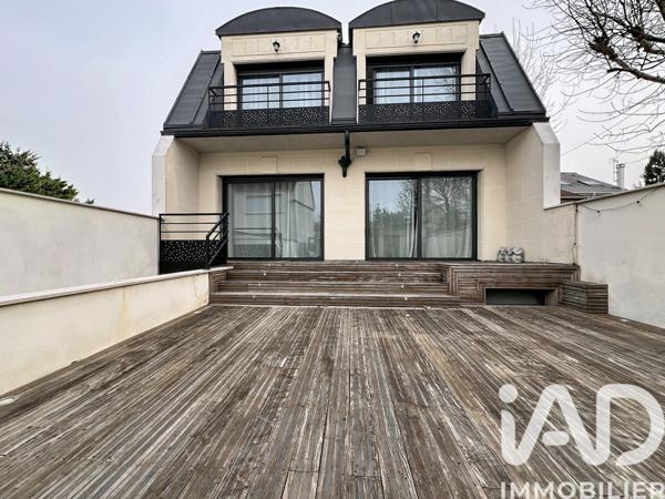 Maison à vendre 7 pièces 192 m² Nanterre