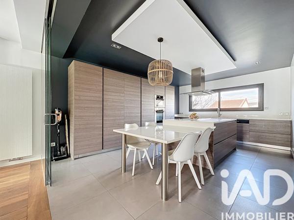 Maison à vendre 7 pièces 192 m² Nanterre