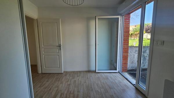 Magnifique Appartement de 60 m2 - 2 chambres - Terrasse - Balcon - Garage