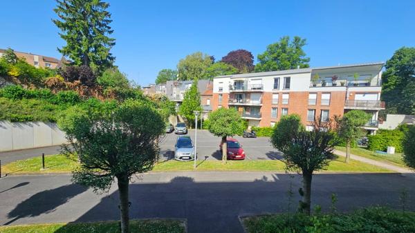Magnifique Appartement de 60 m2 - 2 chambres - Terrasse - Balcon - Garage