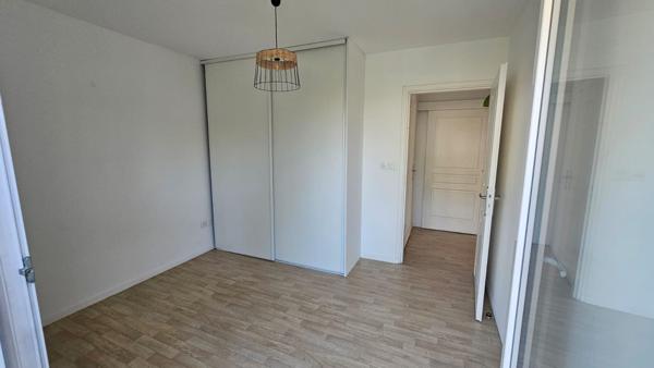 Magnifique Appartement de 60 m2 - 2 chambres - Terrasse - Balcon - Garage