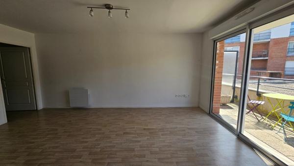 Magnifique Appartement de 60 m2 - 2 chambres - Terrasse - Balcon - Garage