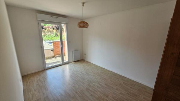 Magnifique Appartement de 60 m2 - 2 chambres - Terrasse - Balcon - Garage