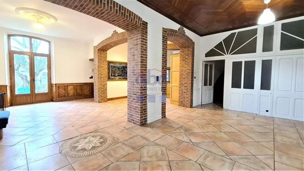Location Maison 7 pièces 260 m2 à Lescure-d'Albigeois