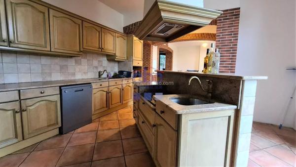 Location Maison 7 pièces 260 m2 à Lescure-d'Albigeois