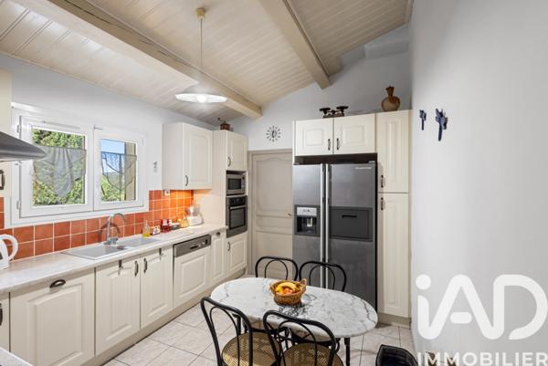 Maison à vendre 5 pièces 132 m² Fuveau