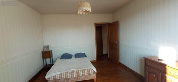 Maison à vendre à Neuilly-l'Évêque en Haute-Marne (52360), ref : 52020-62