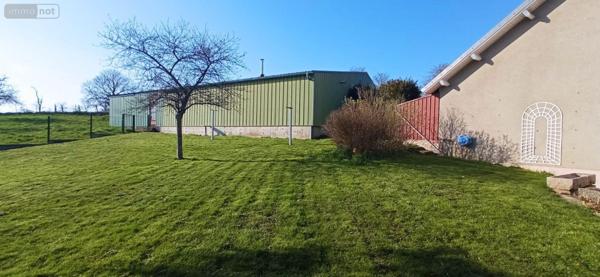 Maison à vendre à Neuilly-l'Évêque en Haute-Marne (52360), ref : 52020-62