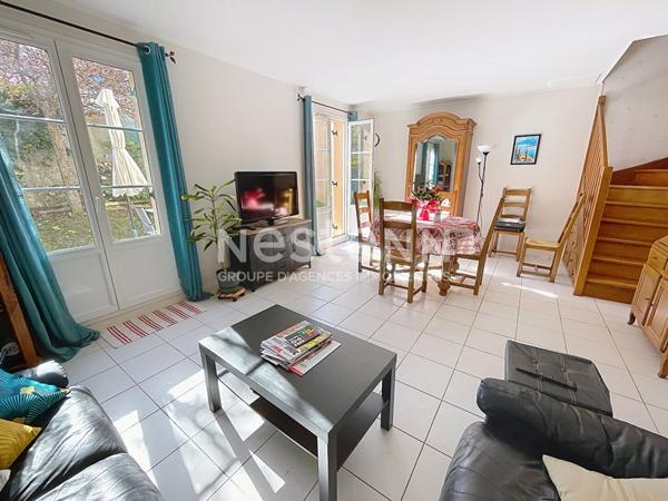 A vendre Maison de 5 pièces de 96 m² à Plaisir - Quartier centre ville