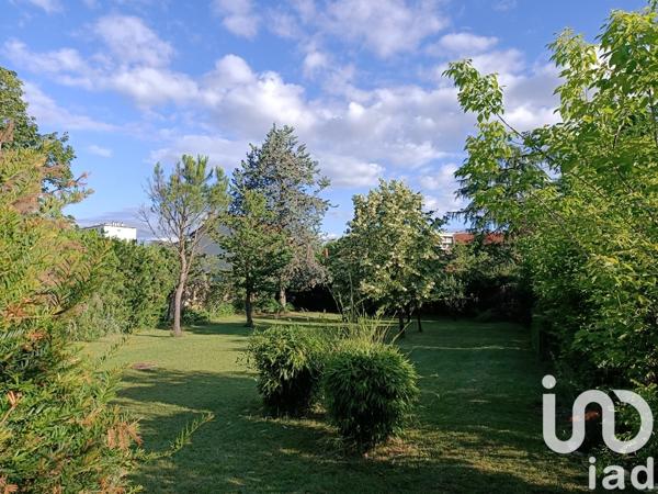 Maison à vendre 9 pièces 220 m² Romans-sur-Isère