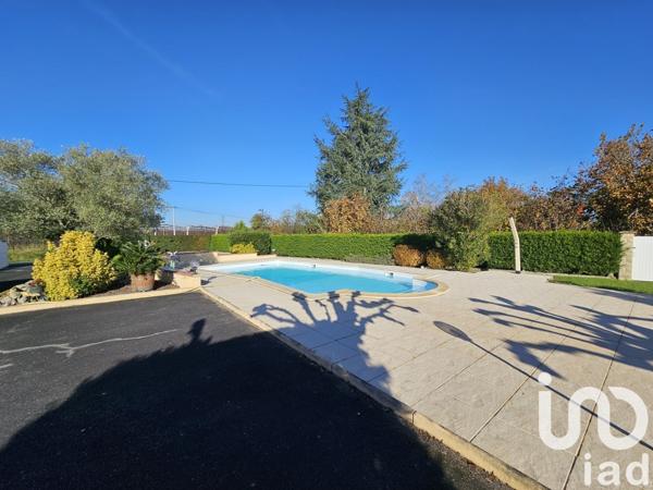 Maison 6 pièces de 205 m² à Castelsarrasin (82100)
