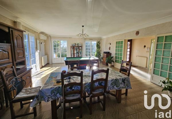 Maison 6 pièces de 205 m² à Castelsarrasin (82100)