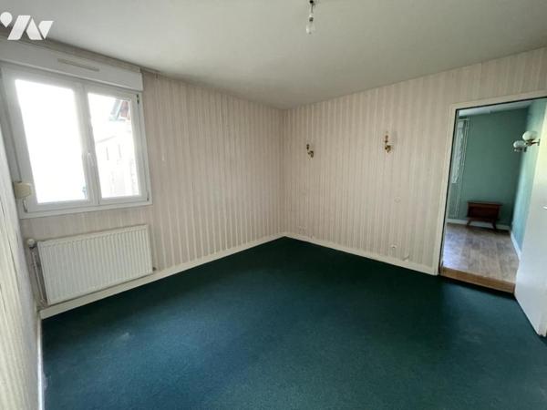 LA FERTE MACE, maison de ville 189 m² habitables avec jardin