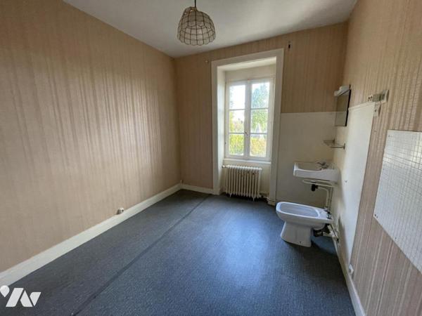 LA FERTE MACE, maison de ville 189 m² habitables avec jardin