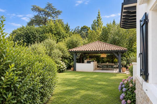 Vente Maison de luxe Biarritz 10 Pièces 300 m²