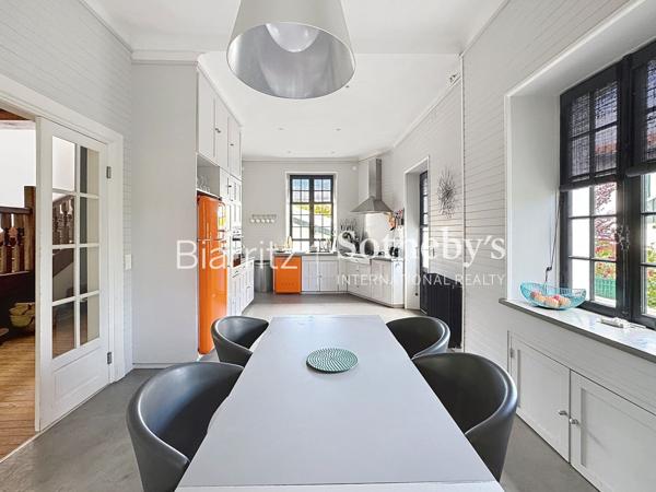 Vente Maison de luxe Biarritz 10 Pièces 300 m²