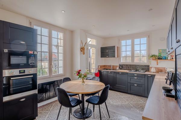 Vente Maison normande Pont-l'Évêque 9 Pièces 230 m²
