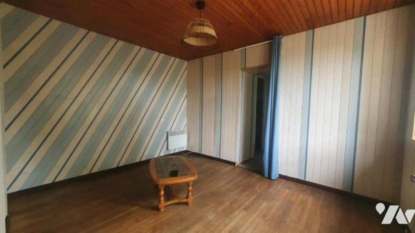 Maison à rénover dans hameau en campagne