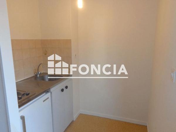 Location Studio 23.62 m² - 21/23 RUE GIROUARD Poitiers 86000