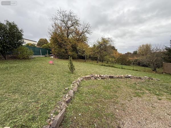 Garage - Parking à vendre à Vichy dans l'Allier (03200), ref : 2025/978-03020