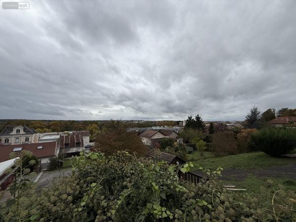 Garage - Parking à vendre à Vichy dans l'Allier (03200), ref : 2025/978-03020
