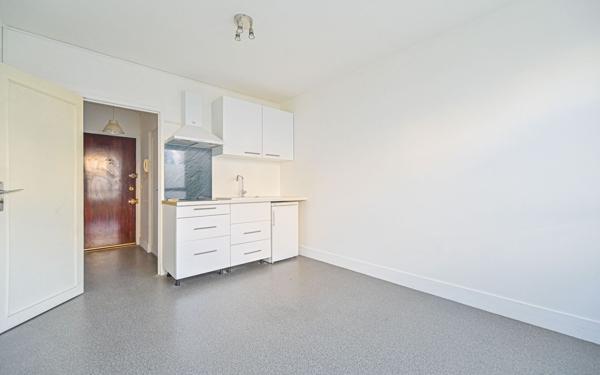 Appartement à vendre    1 pièce • 18,05 m2 Paris 11