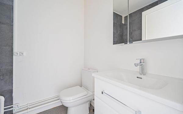 Appartement à vendre    1 pièce • 18,05 m2 Paris 11