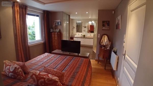 Pavillon à vendre à Ruaudin dans la Sarthe (72230), ref : 72012-1092222