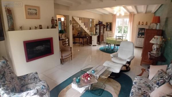 Pavillon à vendre à Ruaudin dans la Sarthe (72230), ref : 72012-1092222