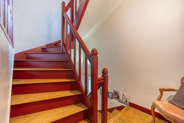 Maison 7 pièces - 194 m² Exclusivité efficity