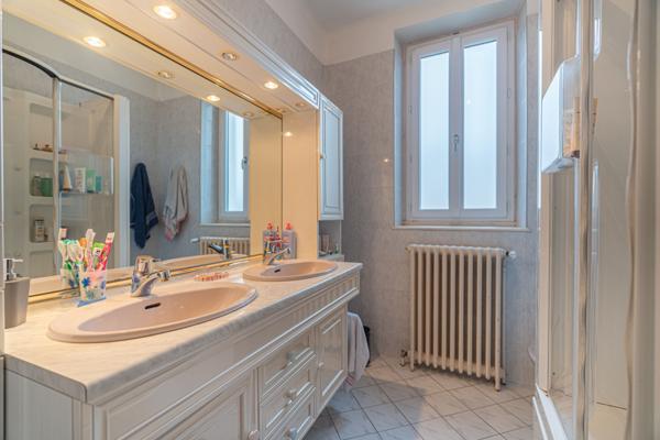 Maison 7 pièces - 194 m² Exclusivité efficity