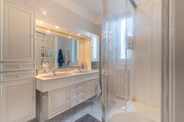 Maison 7 pièces - 194 m² Exclusivité efficity