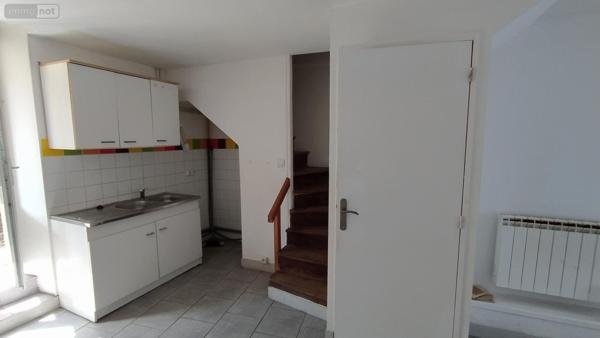 Maison à vendre à Tinchebray Bocage dans l'Orne (61800), ref : V3-TY