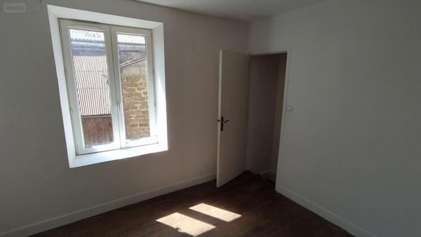 Maison à vendre à Tinchebray Bocage dans l'Orne (61800), ref : V3-TY