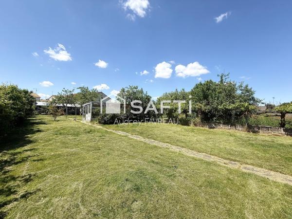 Maison de ville, 2 chambres, garage, jardin