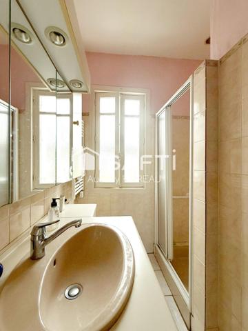 Maison de ville, 2 chambres, garage, jardin