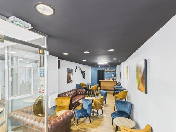 A VENDRE BAR LICENCE IV - FONDS DE COMMERCE RENOVÉ – CENTRE-VILLE