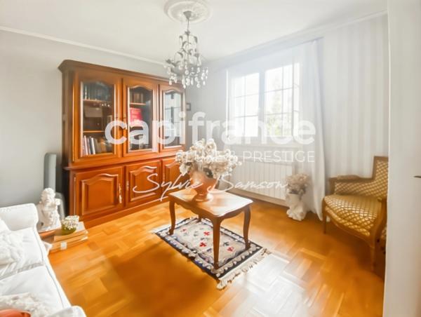 Maison à vendre 6 pièces MANTES LA JOLIE (78)